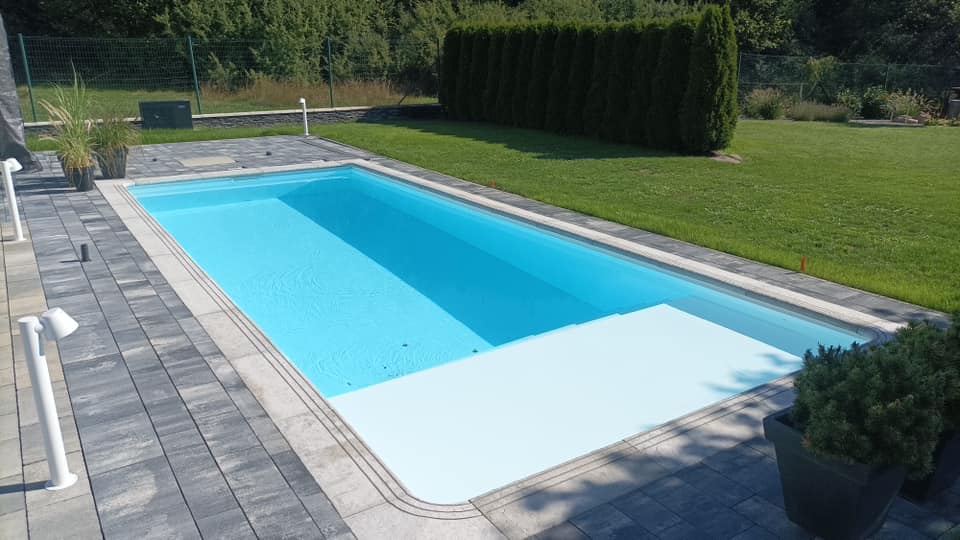 Koniec stresu pri vode: Objavili sme bazén, kde sa deti bezpečne hrajú a&nbsp;vy konečne ležíte s&nbsp;drinkom v&nbsp;ruke