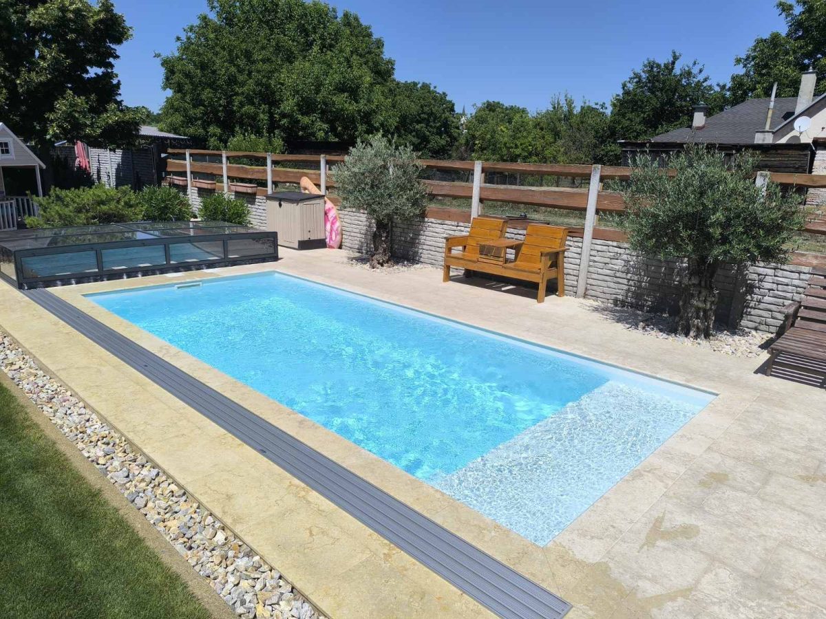 Koniec stresu pri vode: Objavili sme bazén, kde sa deti bezpečne hrajú a&nbsp;vy konečne ležíte s&nbsp;drinkom v&nbsp;ruke